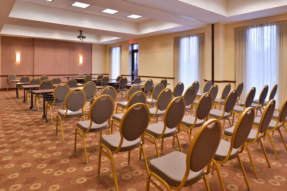 Hyatt Place Dulles Airport - East